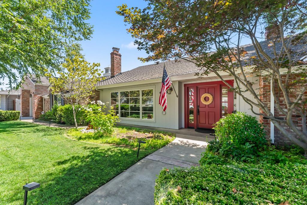 Photo of 3120 American River Drive, Sacramento, CA 95864 (MLS # 226030762)