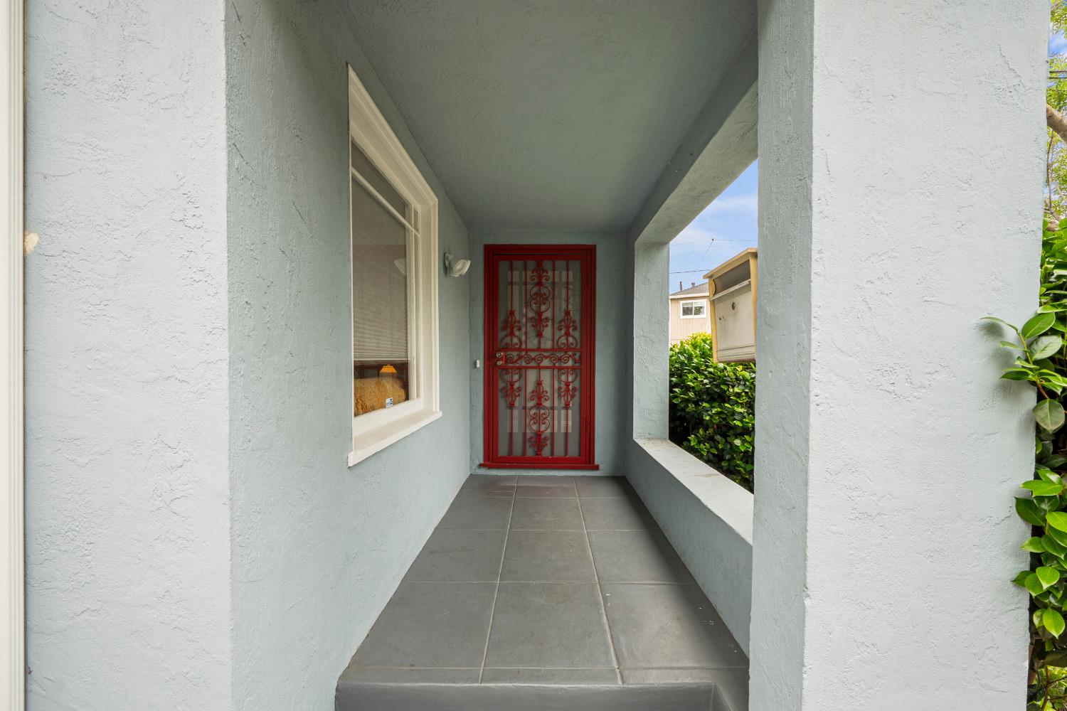 2924 Morcom