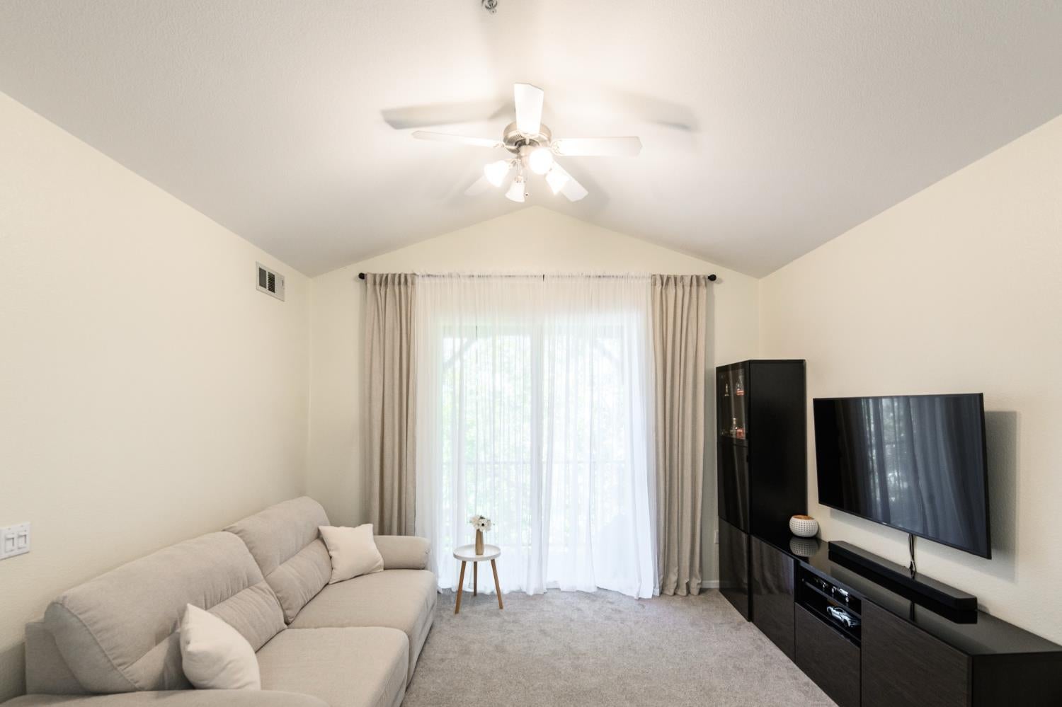 1221 Whitney Ranch Parkway 1136