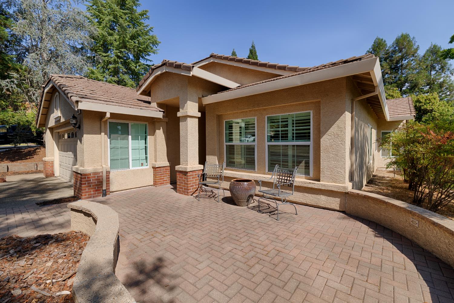 5202 Equestrian Court