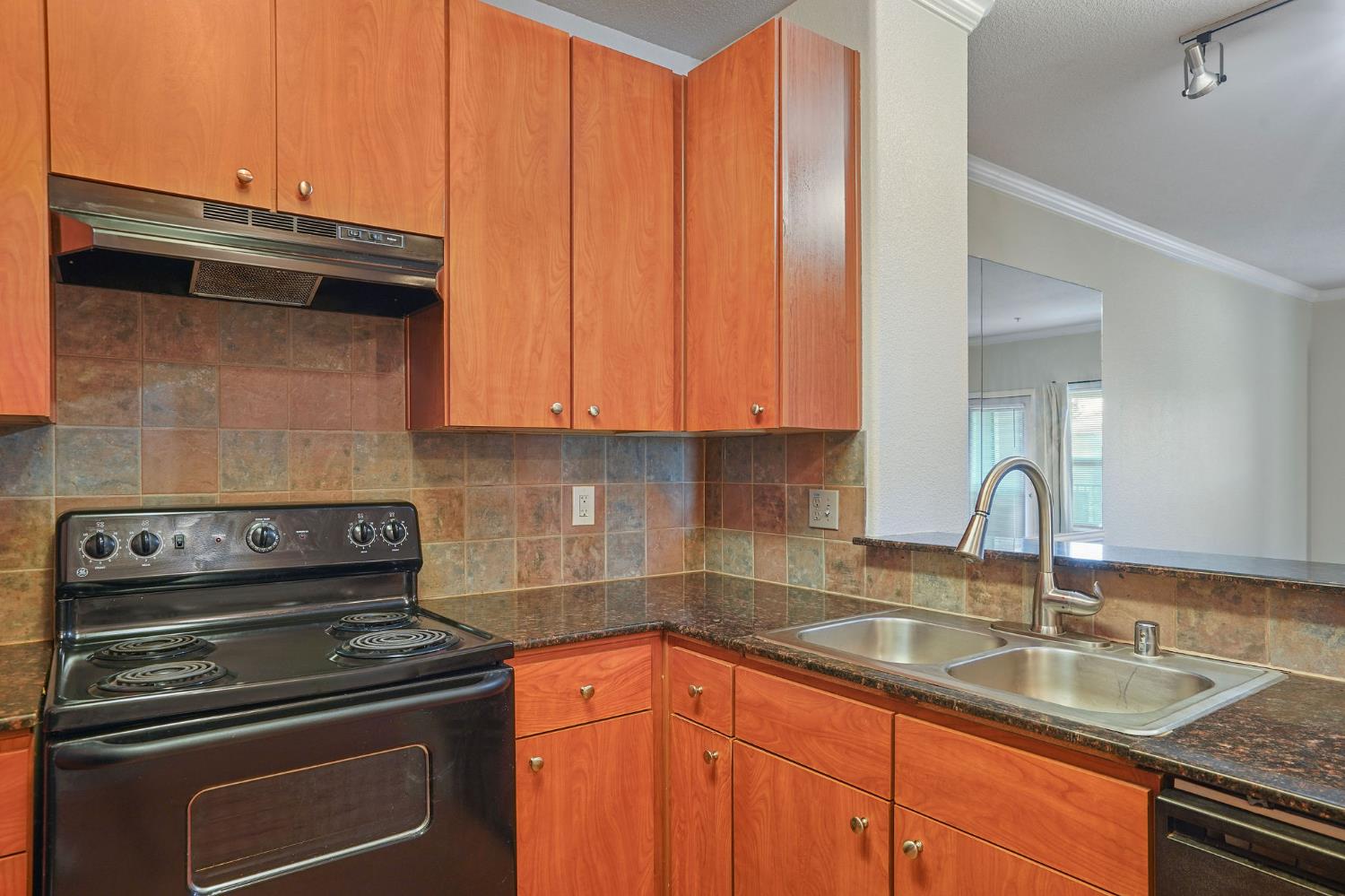 8434 Walerga Road 231