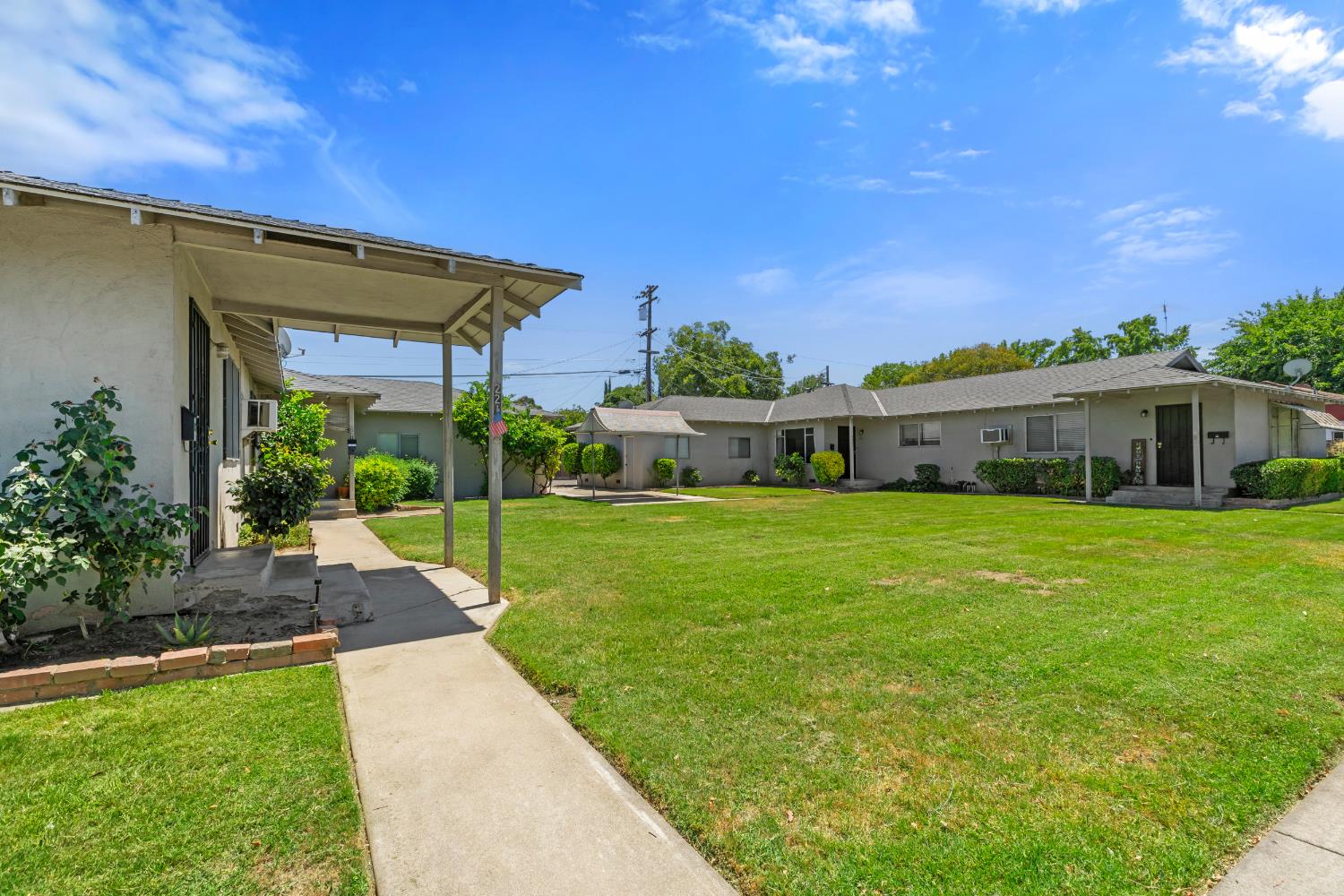 2206 Tully Road