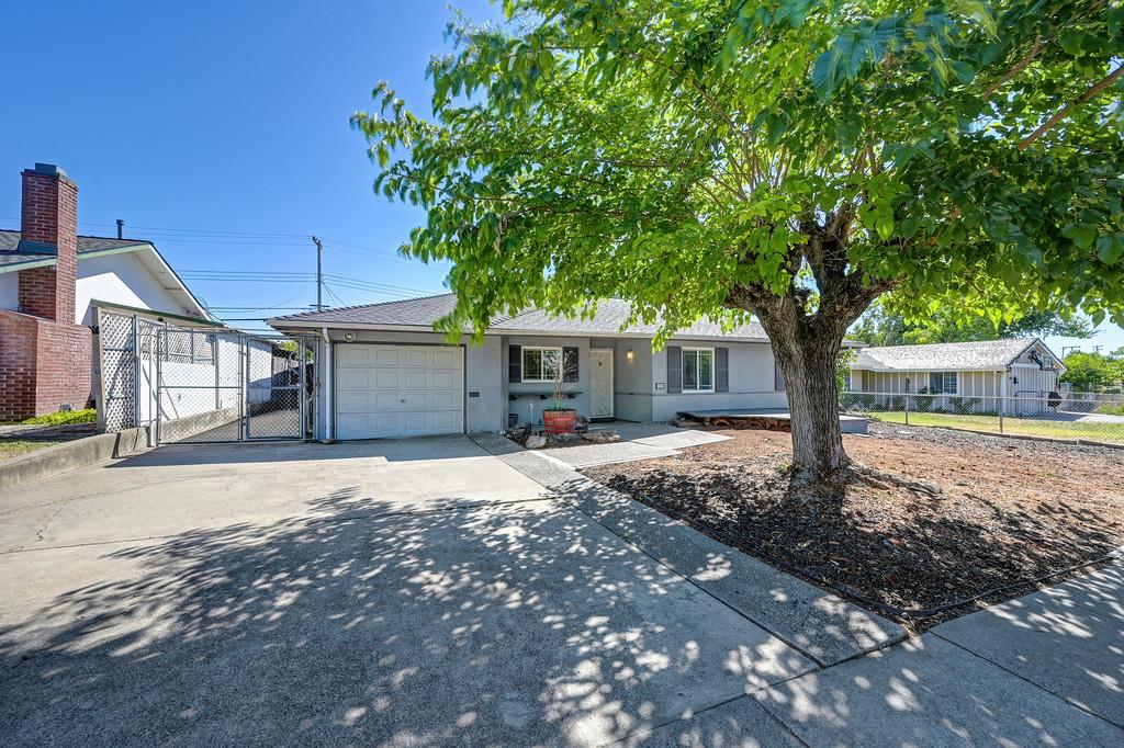 7023 Larchmont Drive