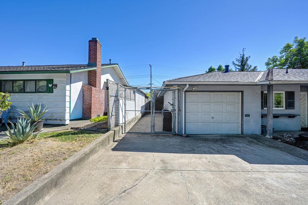 7023 Larchmont Drive