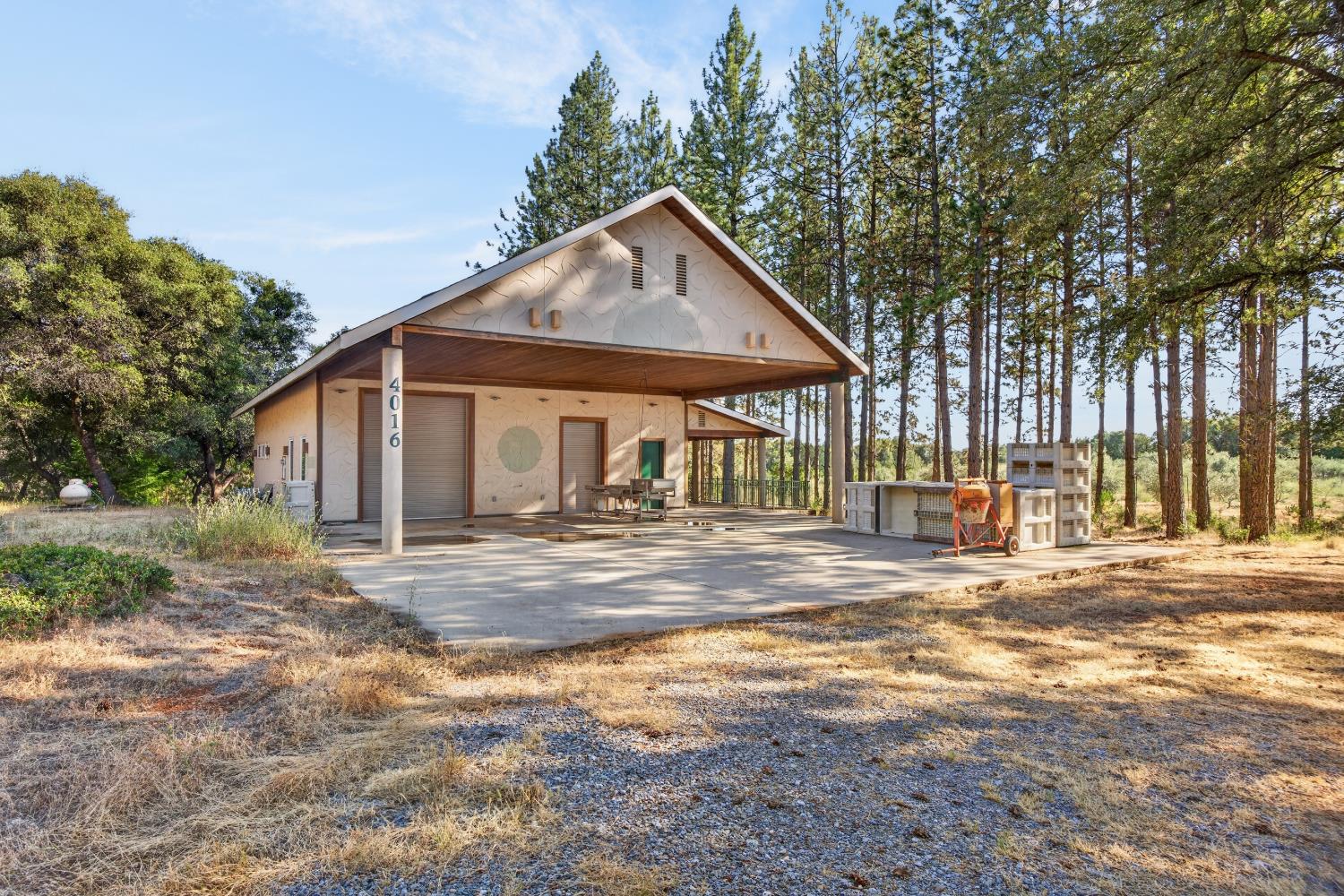 4016 Twin Ridges Road