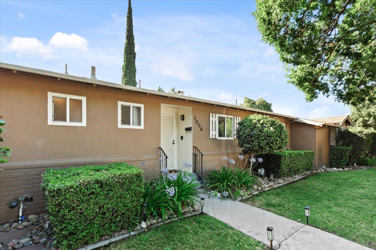 1008 Phelps Avenue