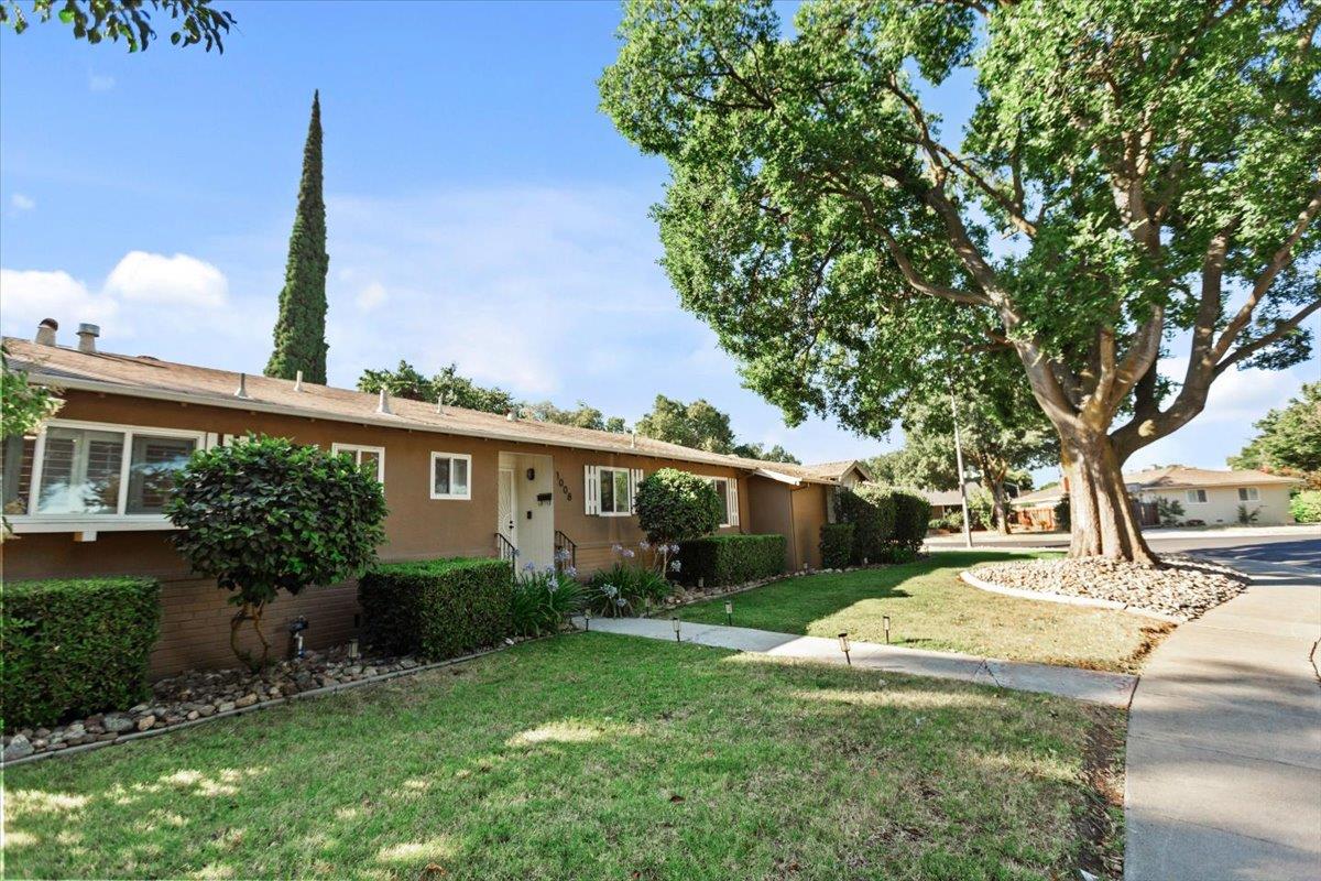 1008 Phelps Avenue