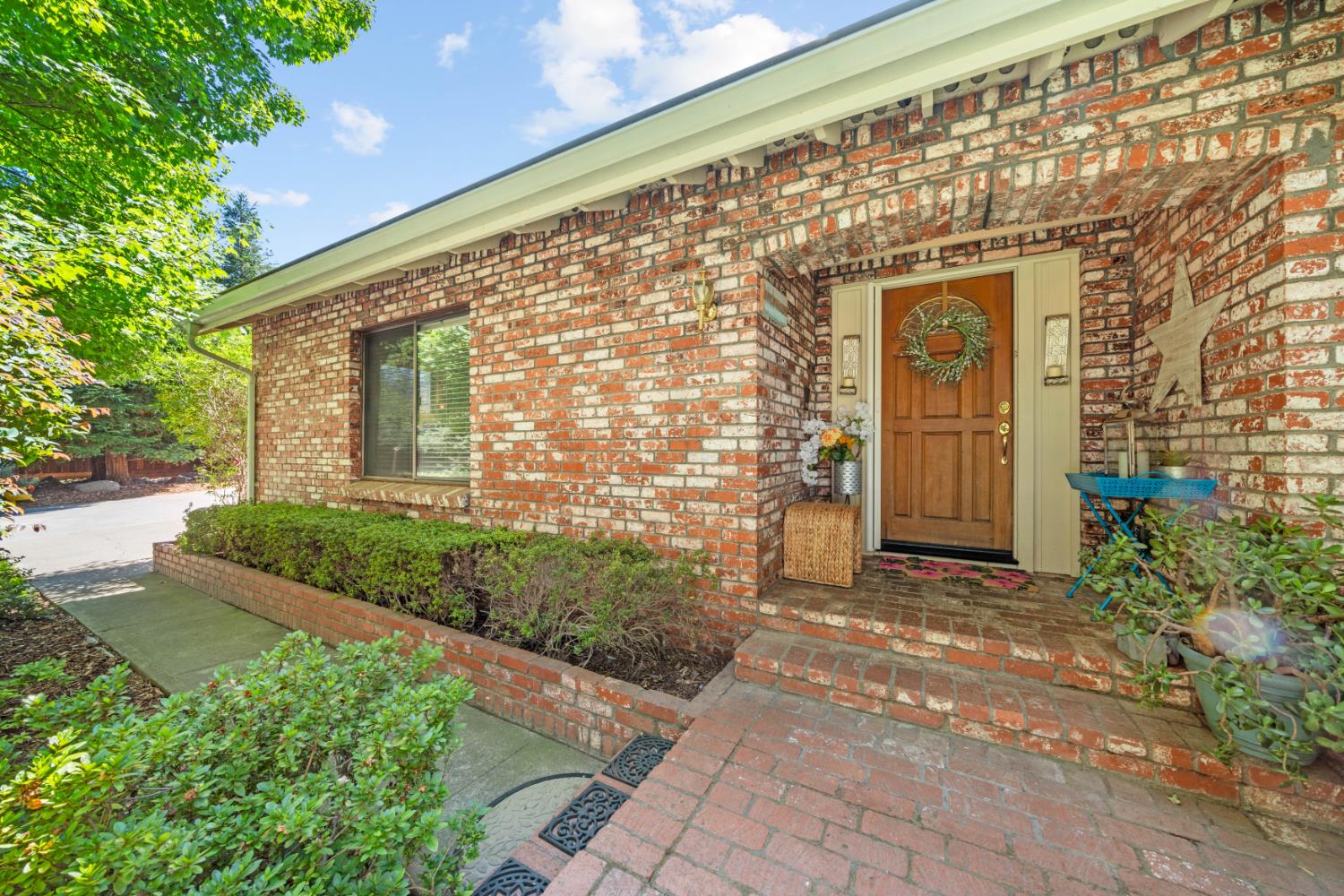 5435 Bridge Creek Lane