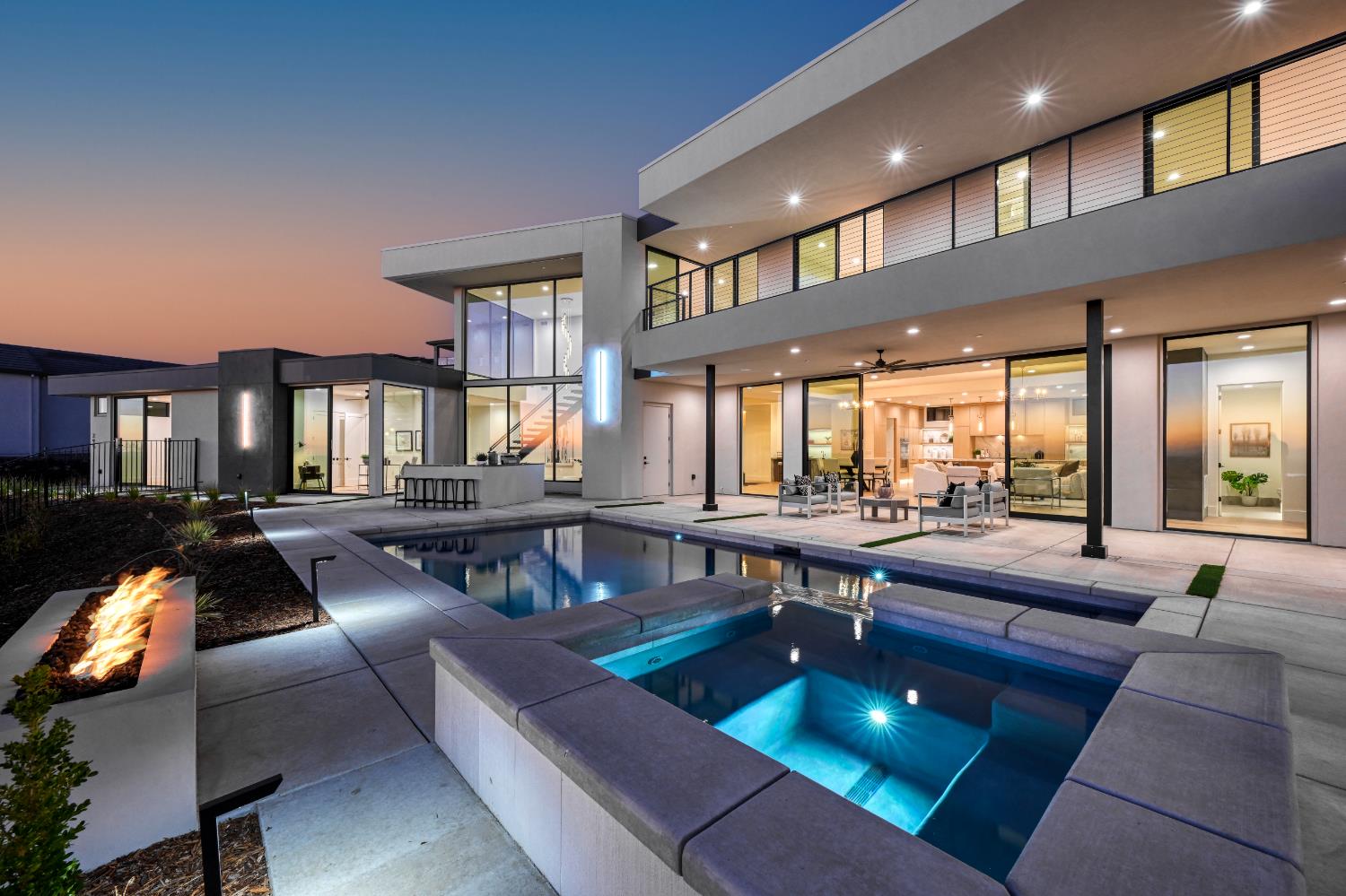 295 St Regis Court