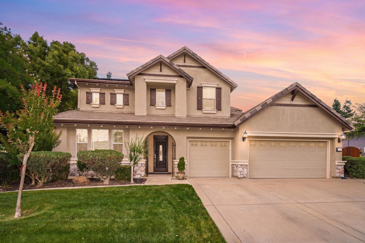 1136 Oak Valley Drive