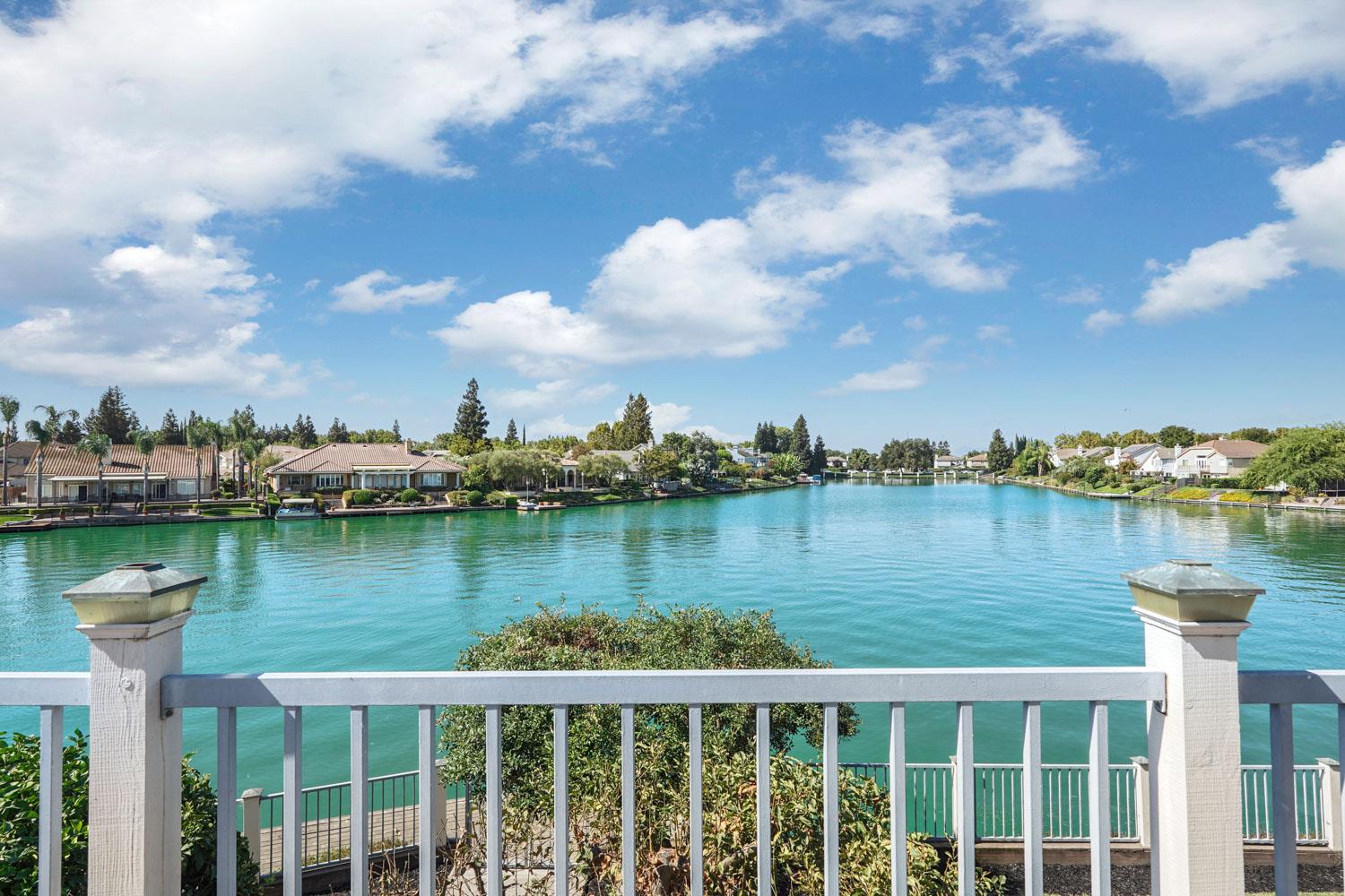 3551 Bluelake Circle