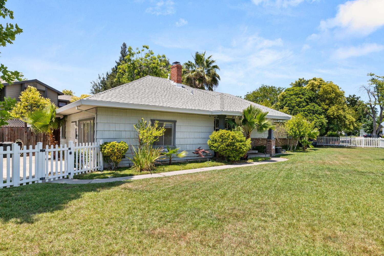 2307 Meadowbrook Road