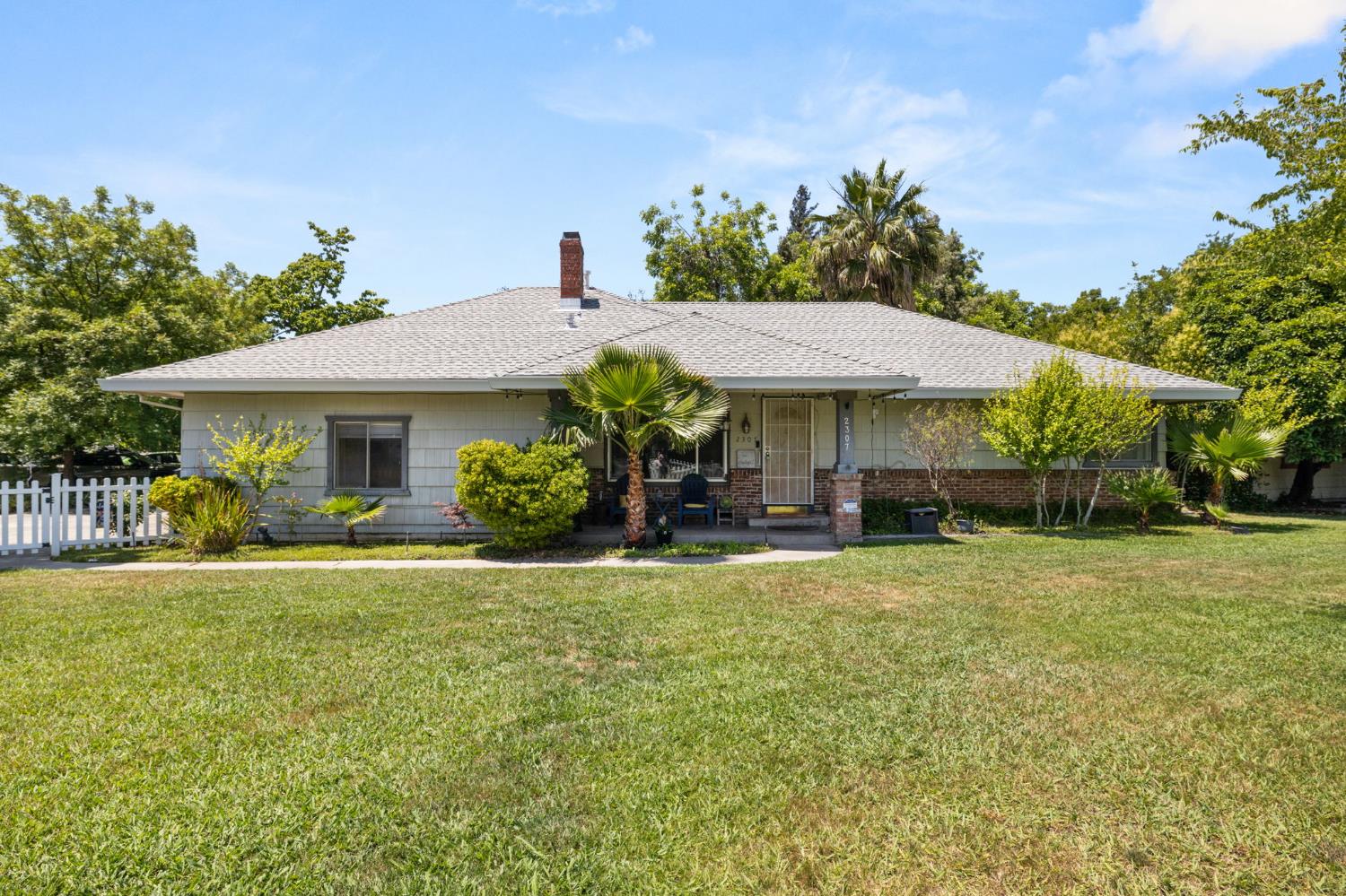 2307 Meadowbrook Road