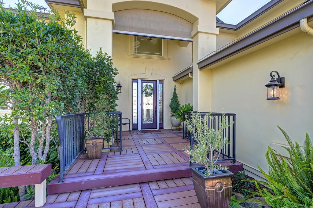 585 Riverview Drive