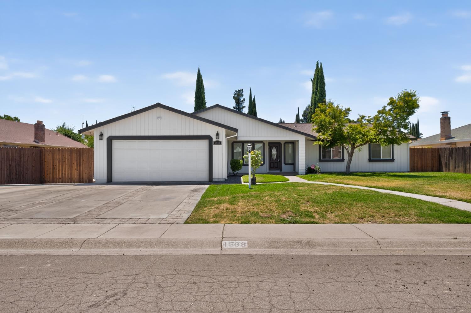 1538 Camino De Flores
