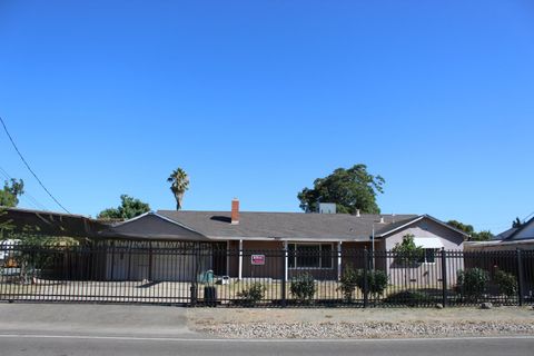 681 Taylor Lodi CA 95242