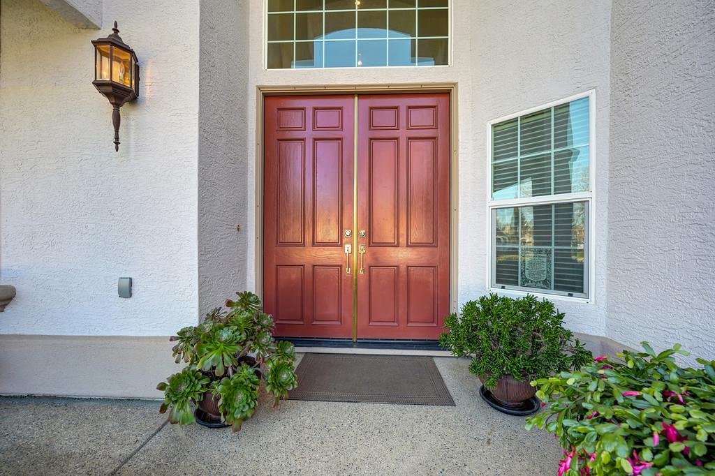 3526 Lake Terrace Drive