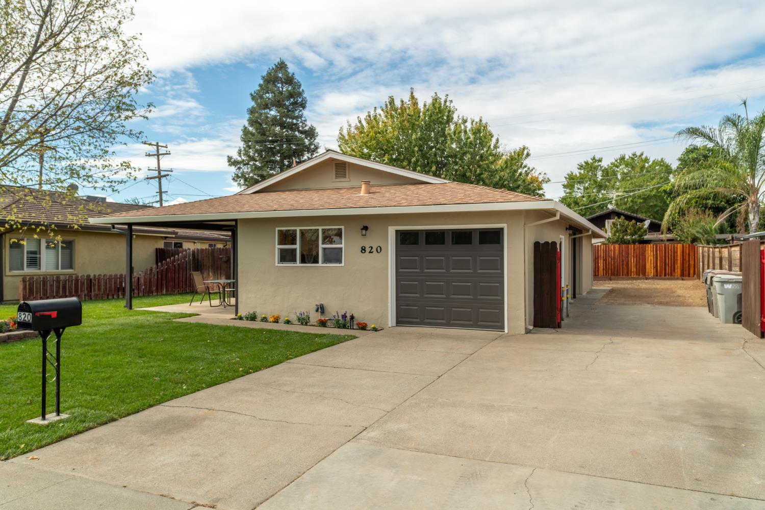 820 Lincoln Street