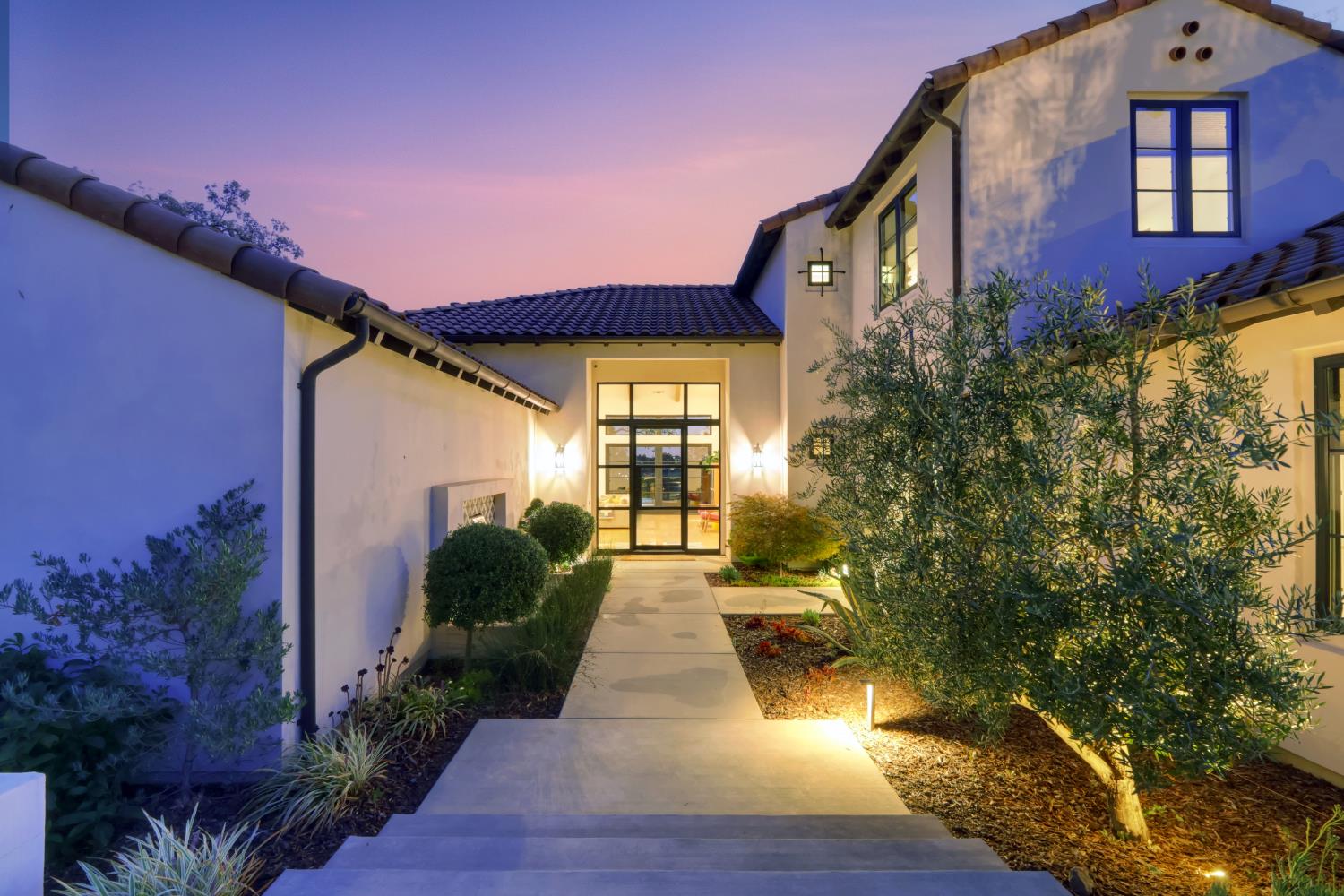 280 Bronzino Court