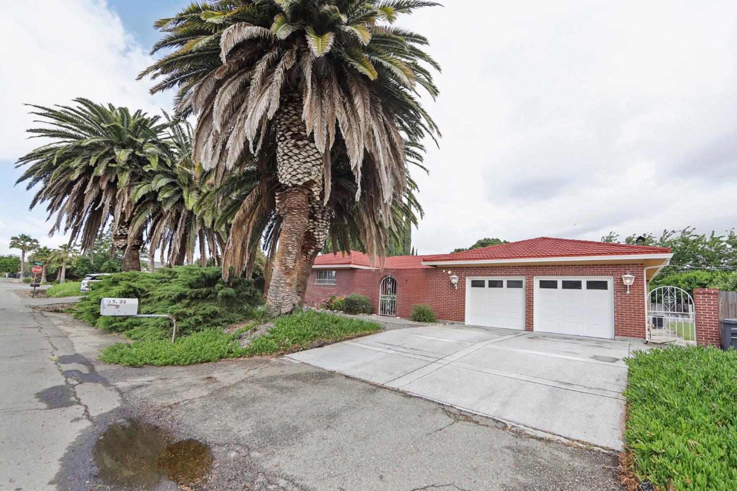 15735 Redondo Drive