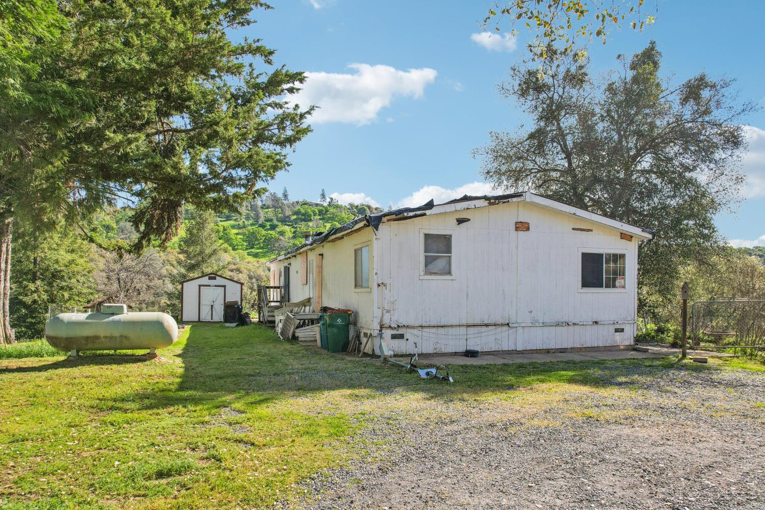 5961 Chrysler Circle