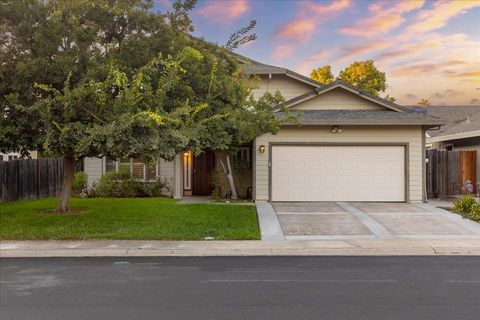 7105 Fall Way Elk Grove CA 95758