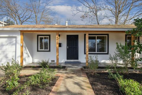 4415 48th Street, Sacramento, CA 95820 - #: 225006456