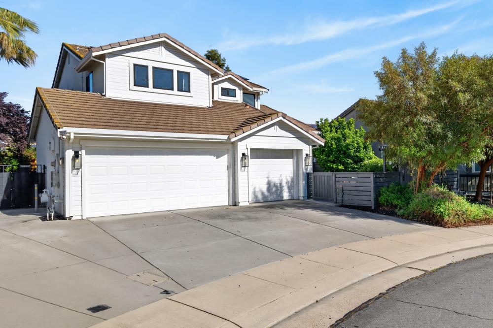14 Hiller Court