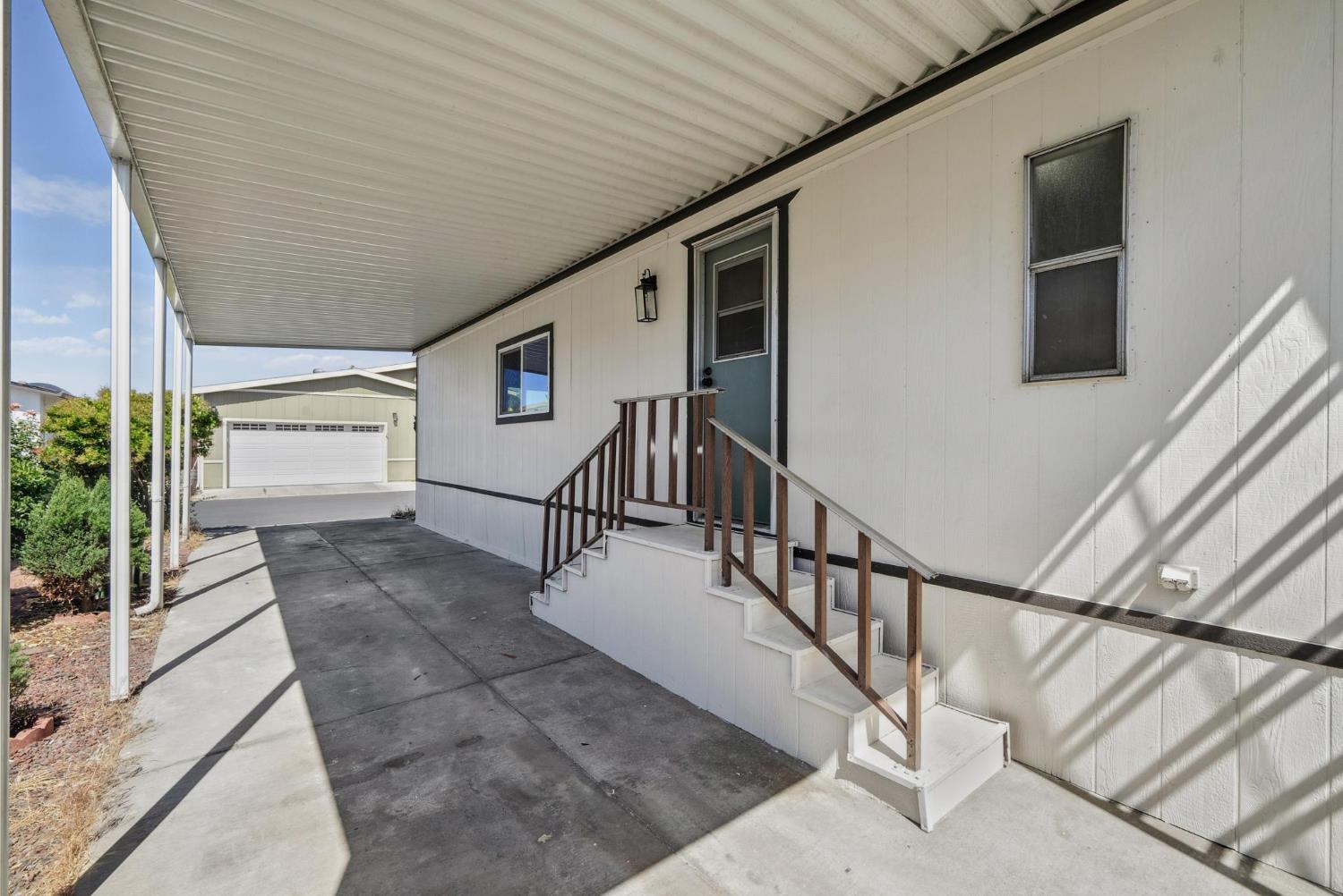 423 Chateau La Salle Drive 423