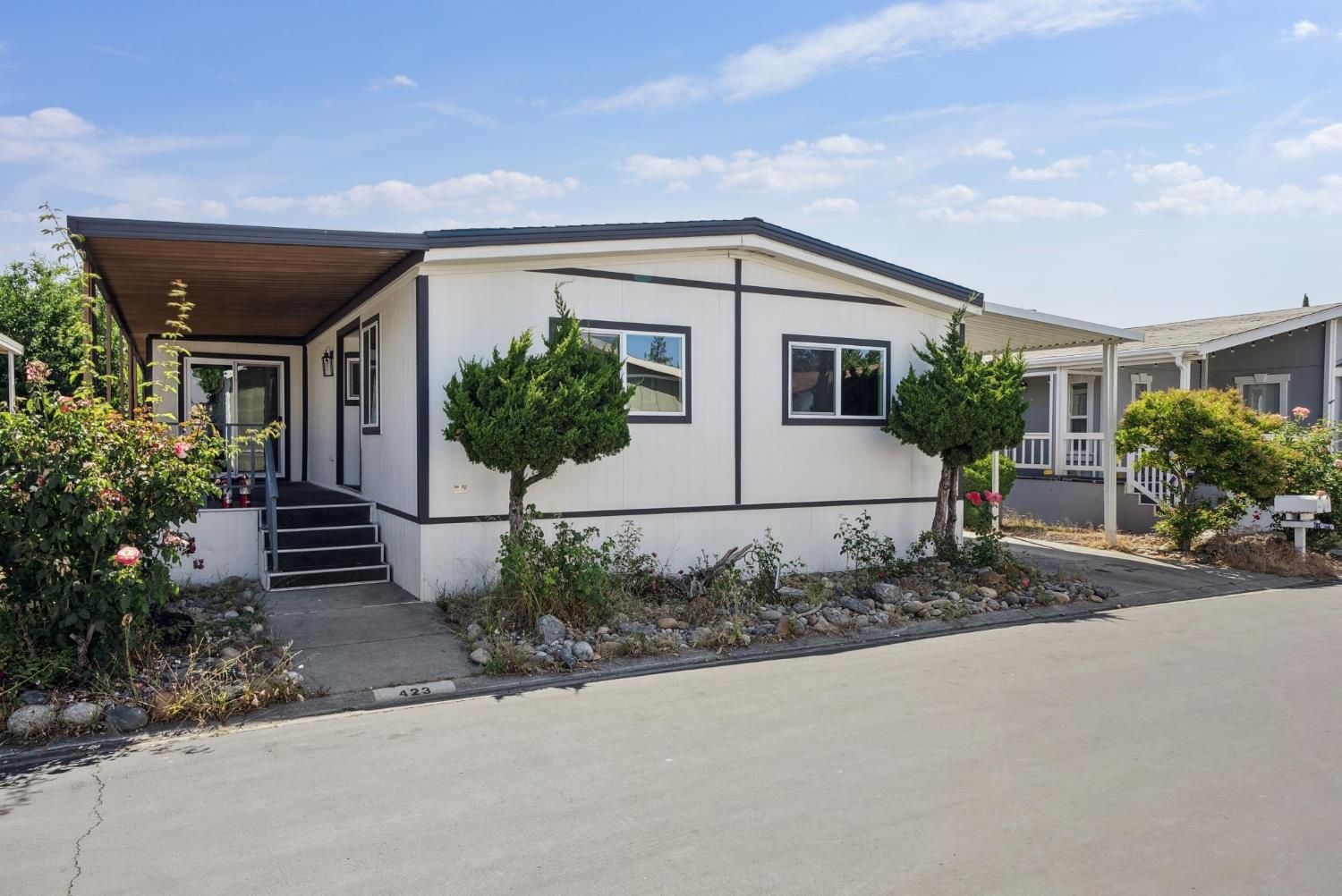 423 Chateau La Salle Drive 423