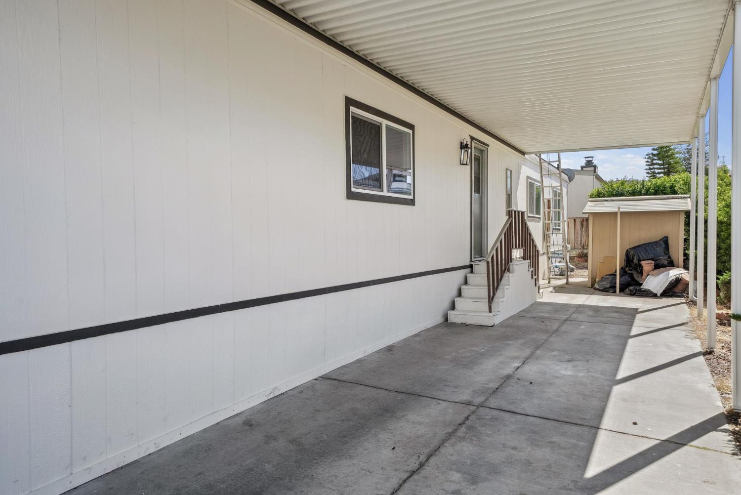 423 Chateau La Salle Drive 423