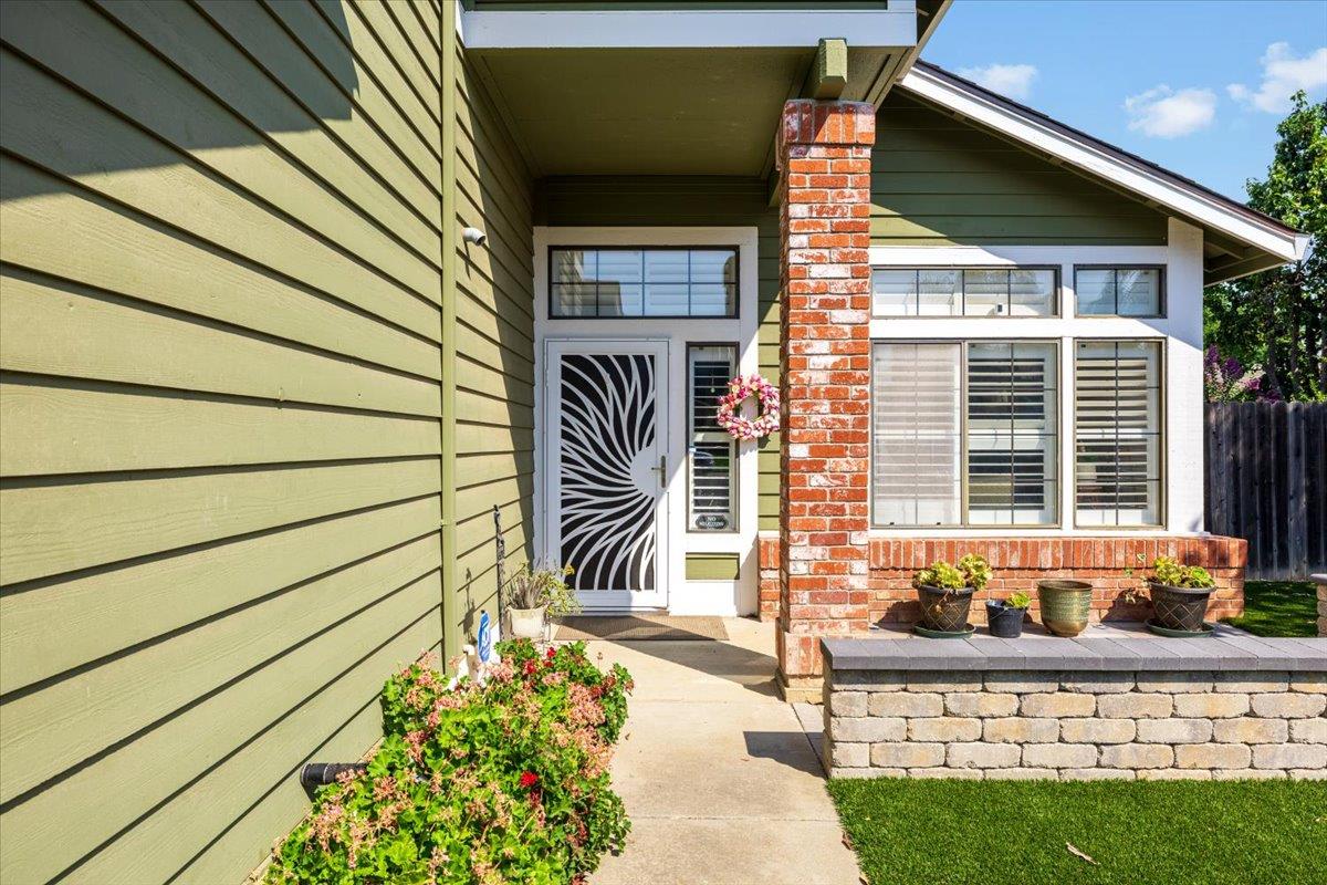 9128 Miners Creek Court