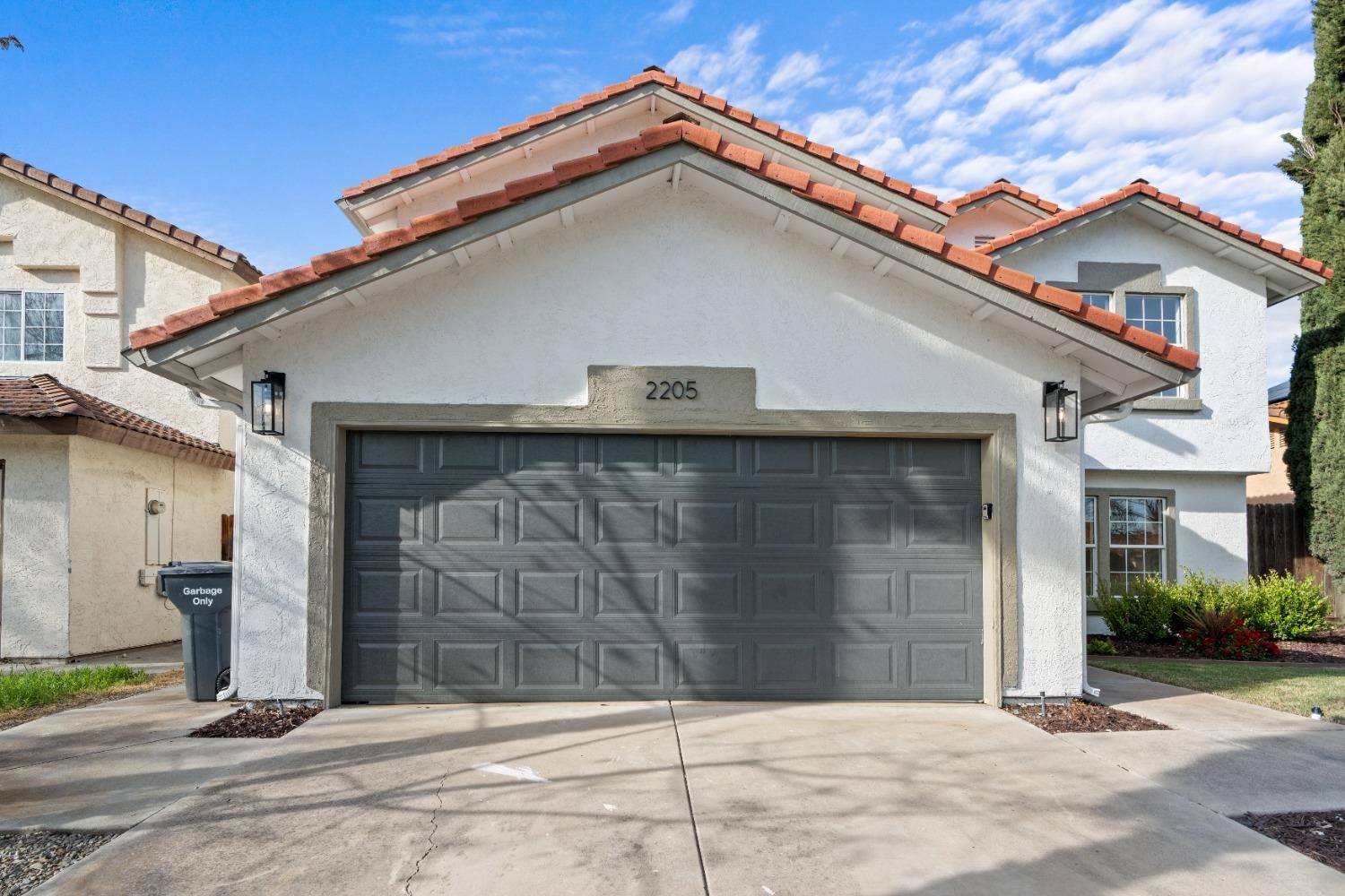 2205 Tammi Court