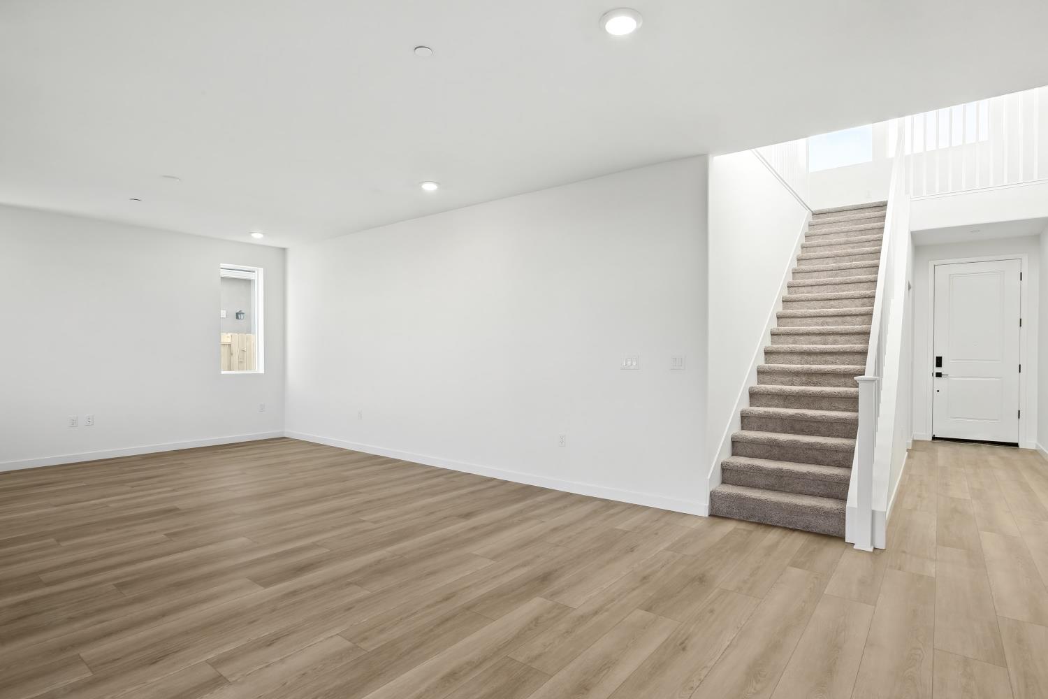 4338 Silver Moss Street