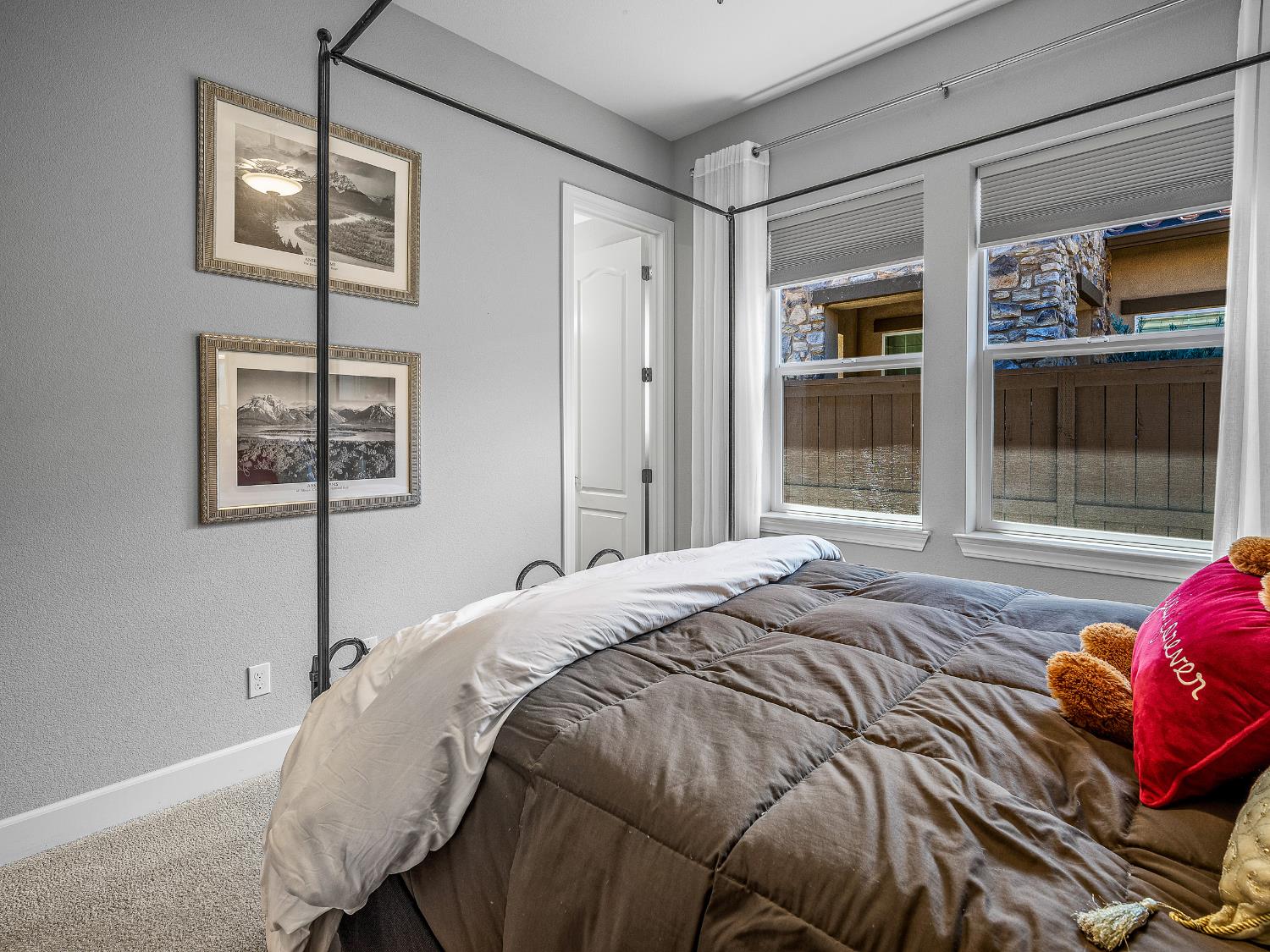 El Dorado Hills, California 95762, United States, 3 Bedrooms Bedrooms, ,4 BathroomsBathrooms,Residential,Pending,191443