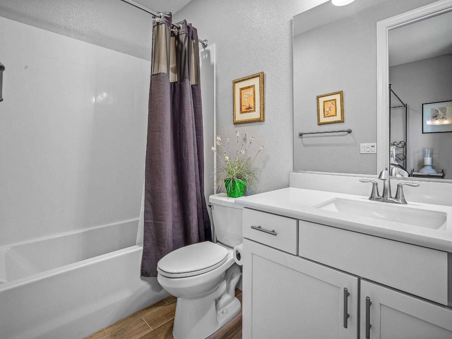 El Dorado Hills, California 95762, United States, 3 Bedrooms Bedrooms, ,4 BathroomsBathrooms,Residential,Pending,191443