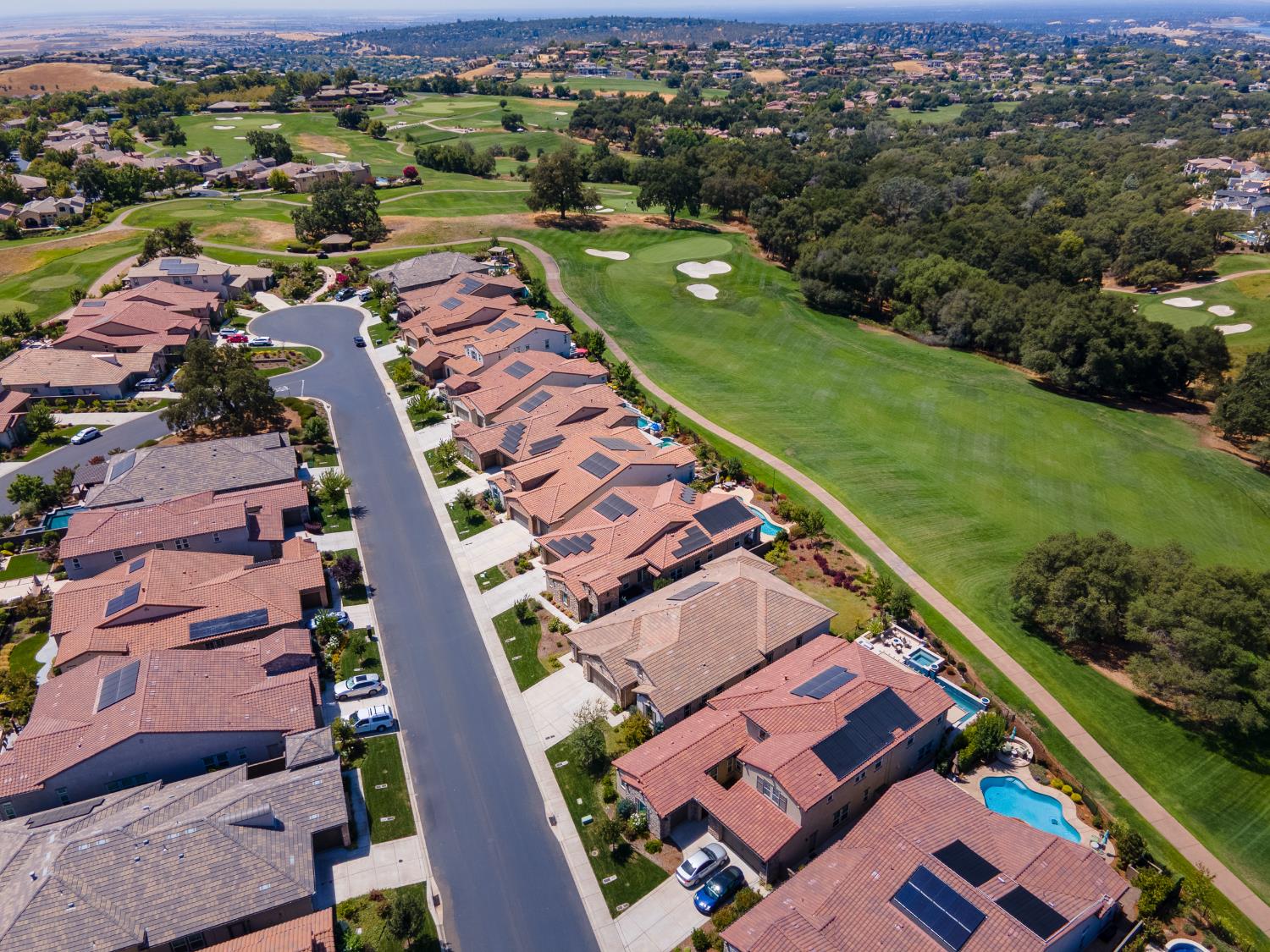 El Dorado Hills, California 95762, United States, 3 Bedrooms Bedrooms, ,4 BathroomsBathrooms,Residential,Pending,191443