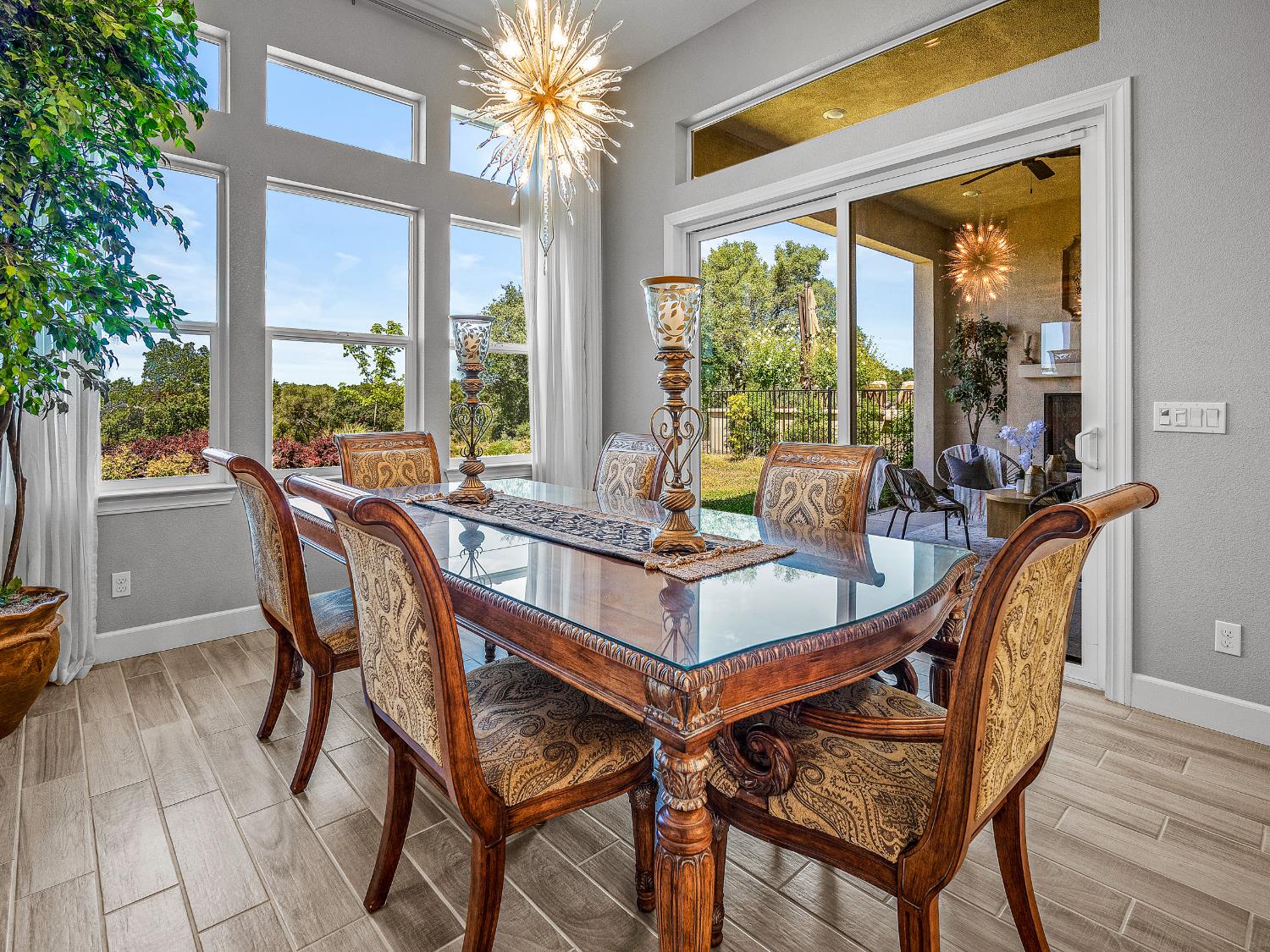 El Dorado Hills, California 95762, United States, 3 Bedrooms Bedrooms, ,4 BathroomsBathrooms,Residential,Pending,191443