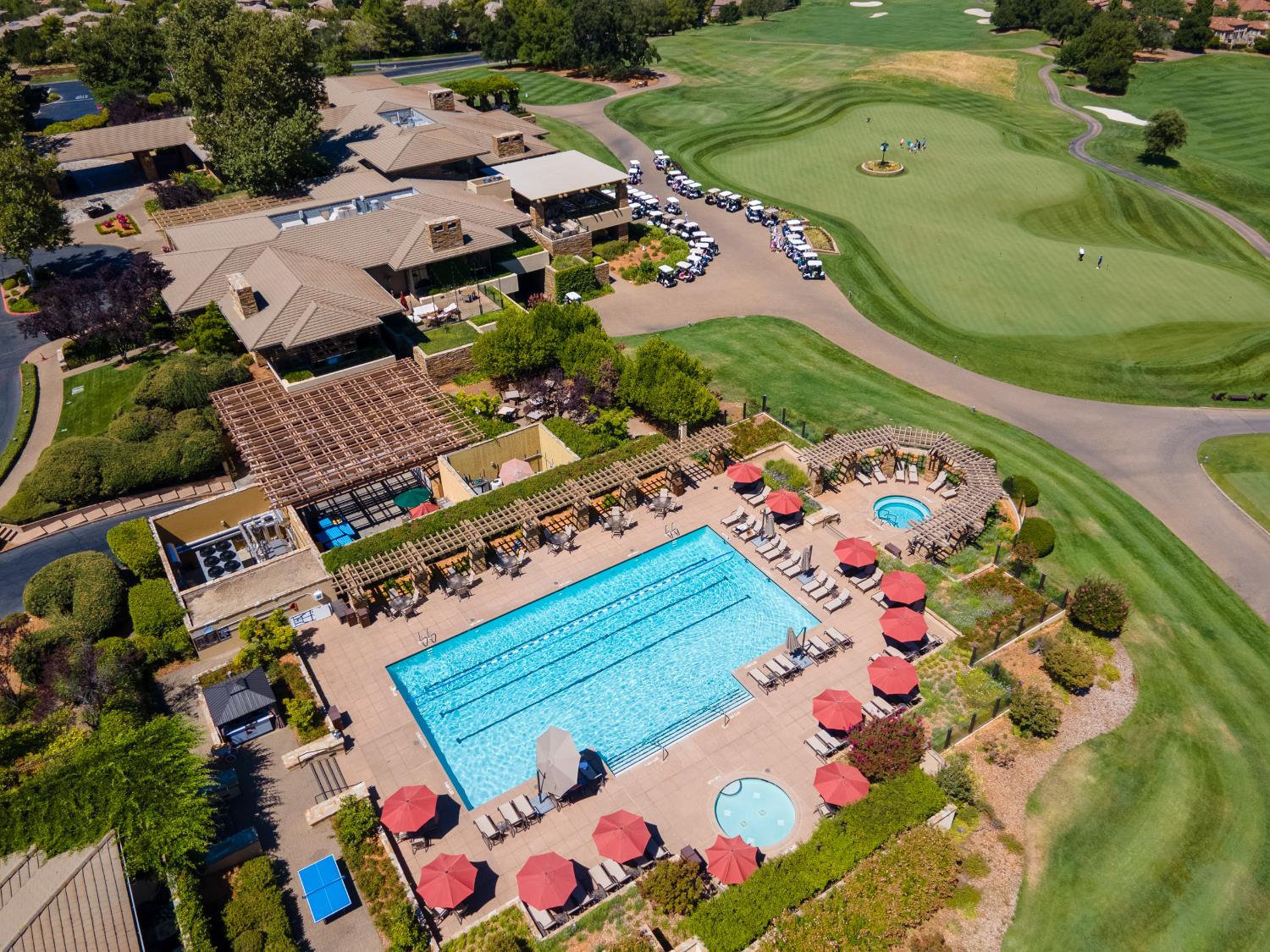 El Dorado Hills, California 95762, United States, 3 Bedrooms Bedrooms, ,4 BathroomsBathrooms,Residential,Pending,191443