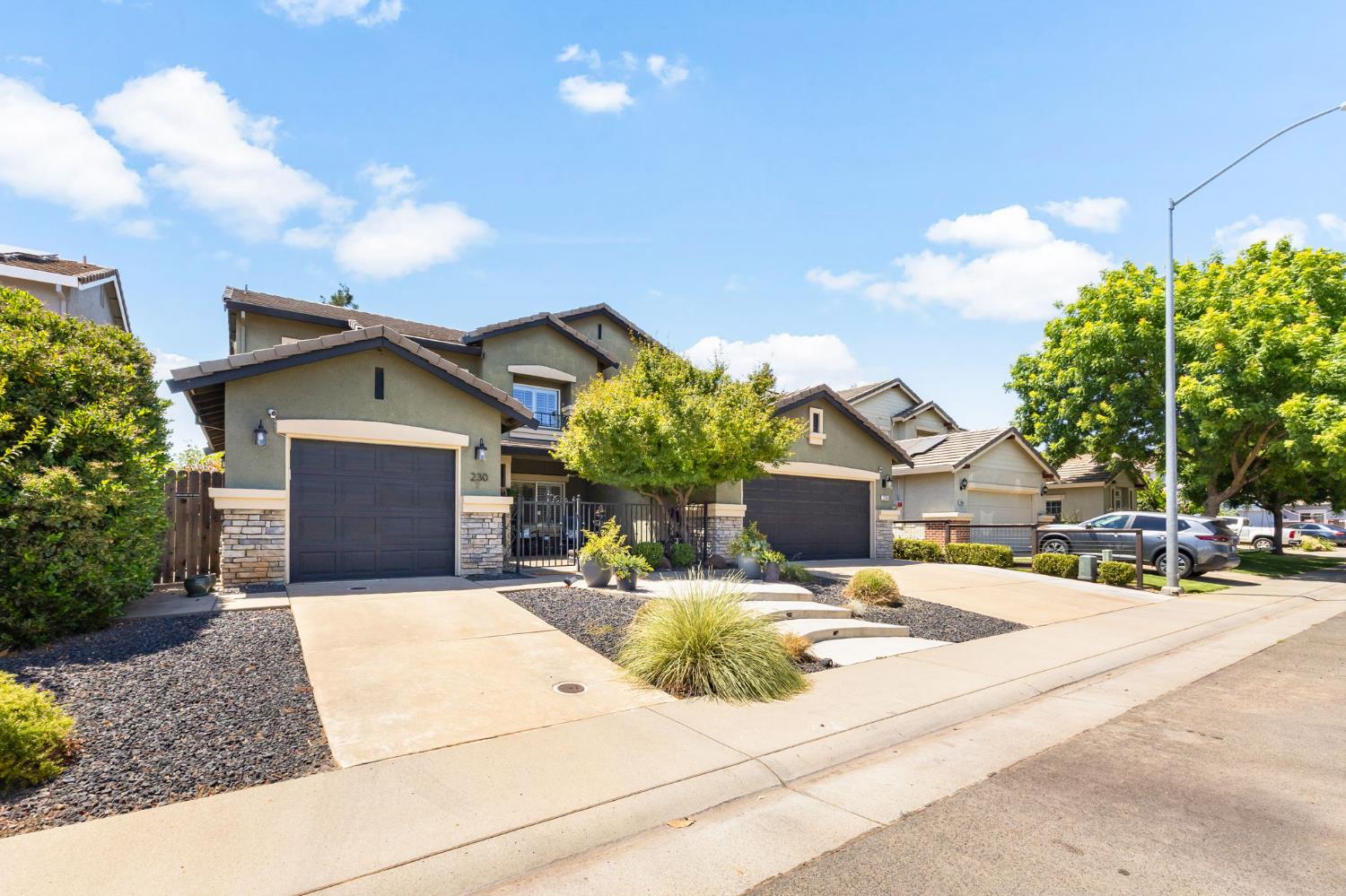 230 Saint Lucia Way