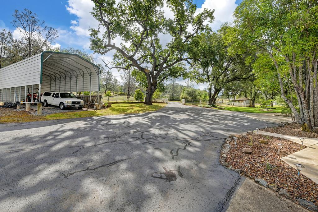 2100 Mulberry Lane