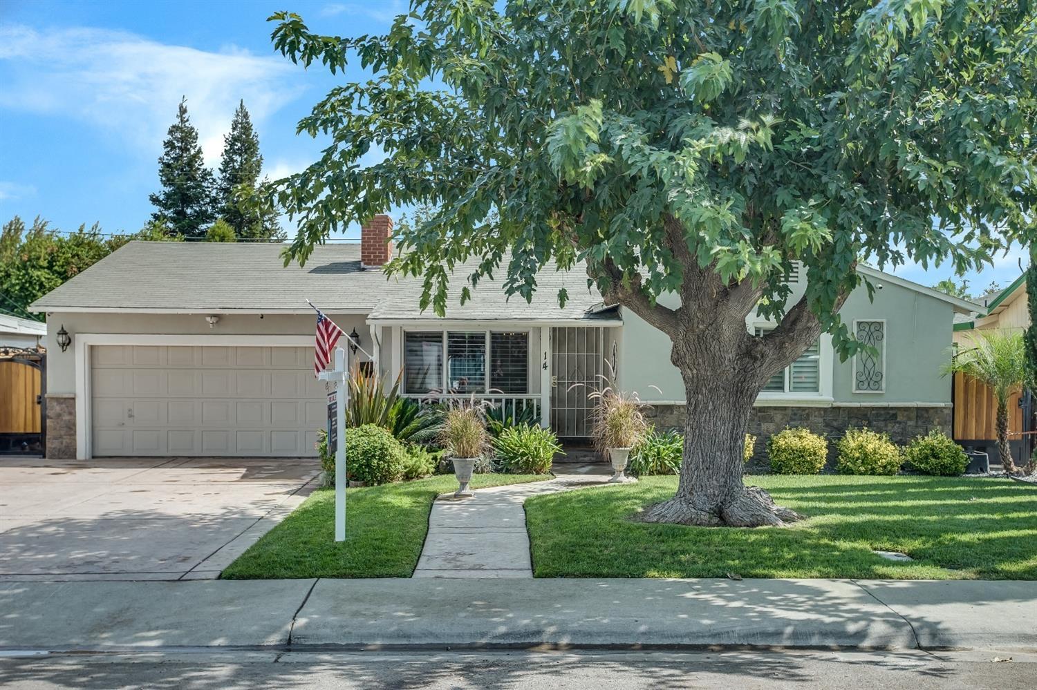 14 Frost Drive