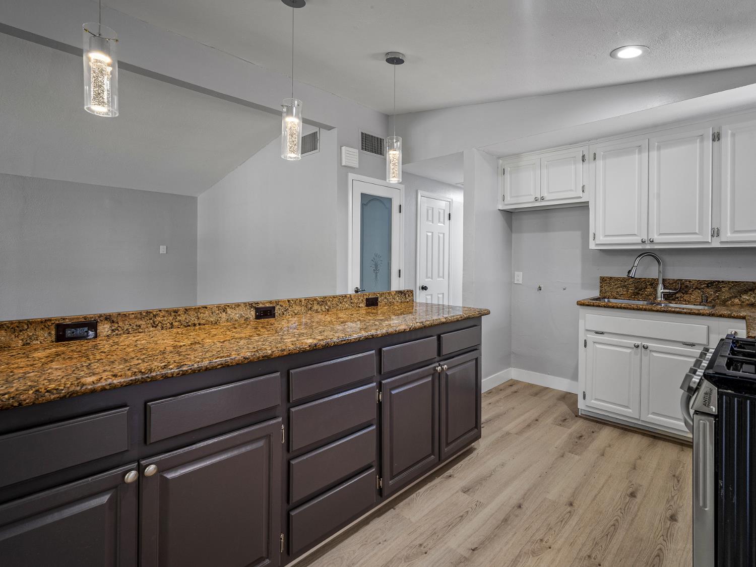 2428 Upham Court