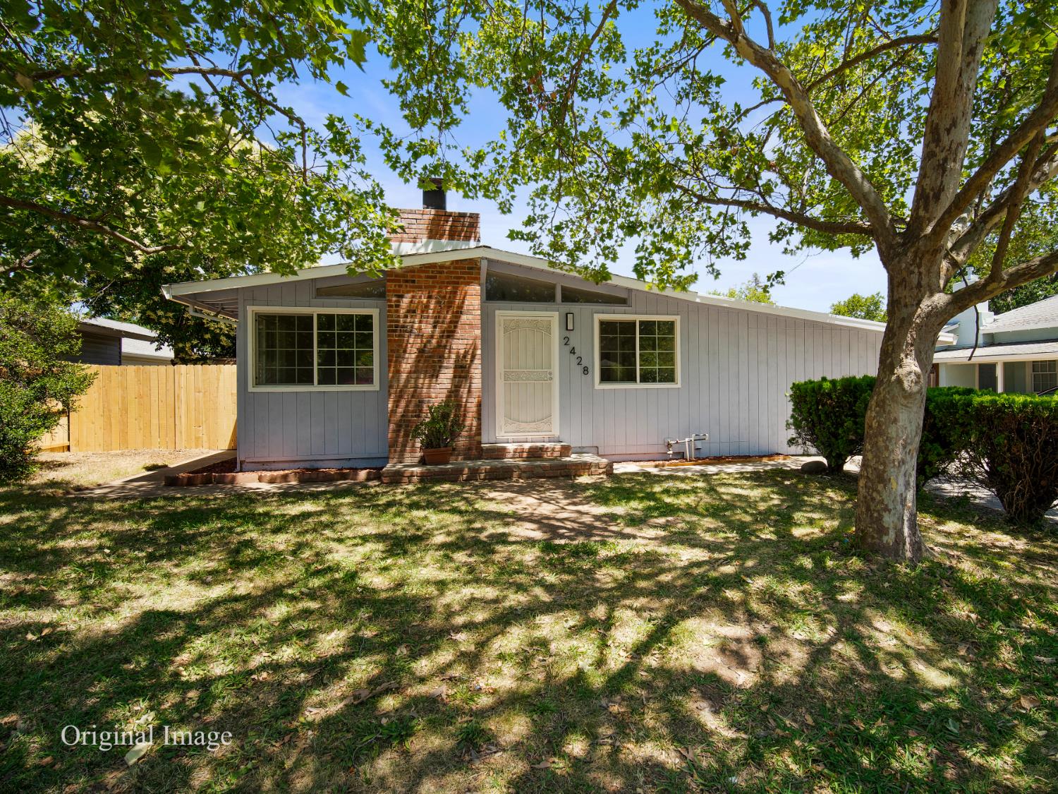 2428 Upham Court