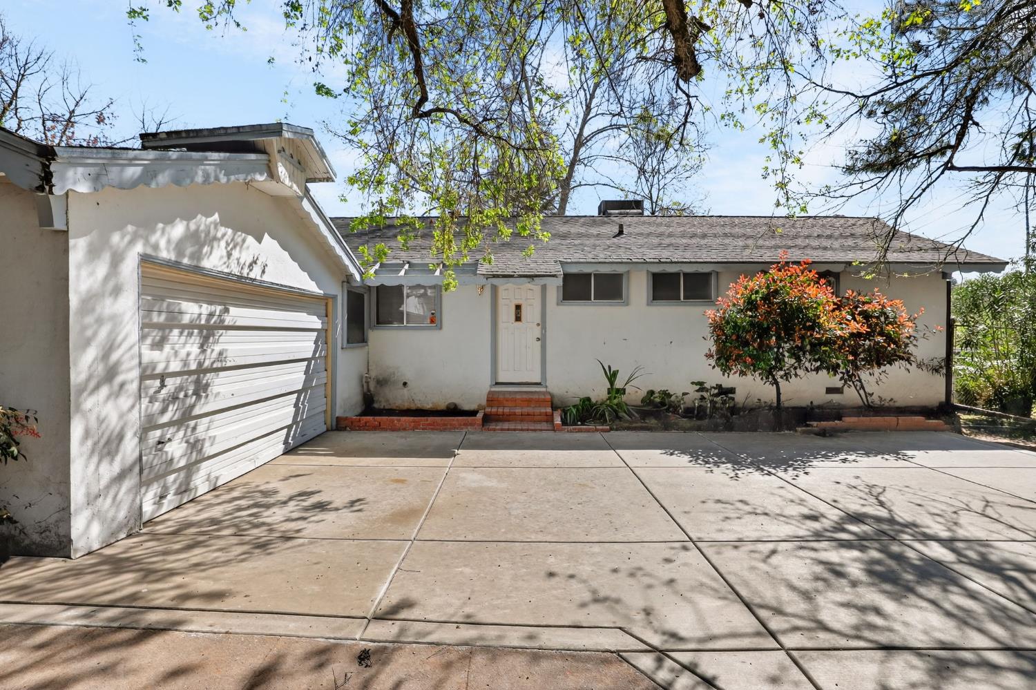 4532 Crestridge Road