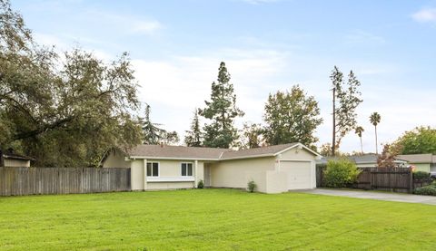 5846 Pikes Peak Way Sacramento CA 95842