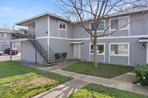 5828 Shadow Creek Drive Unit 3, Sacramento, CA 95841 - MLS#: 225017685