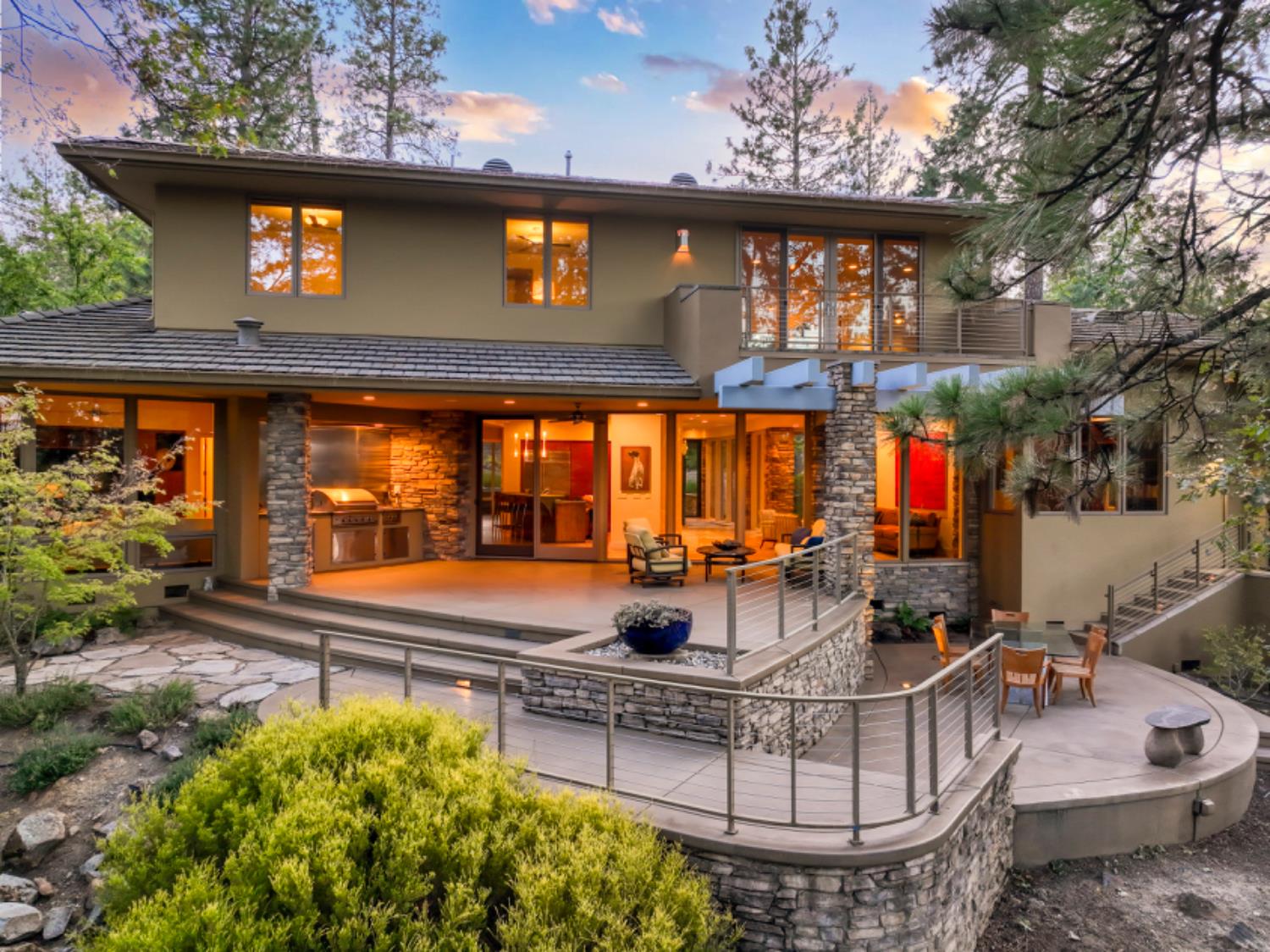 15090 Grand Knoll Drive