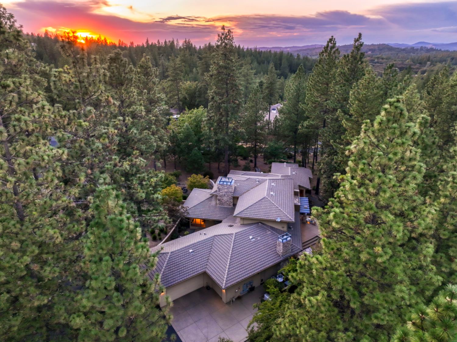 15090 Grand Knoll Drive