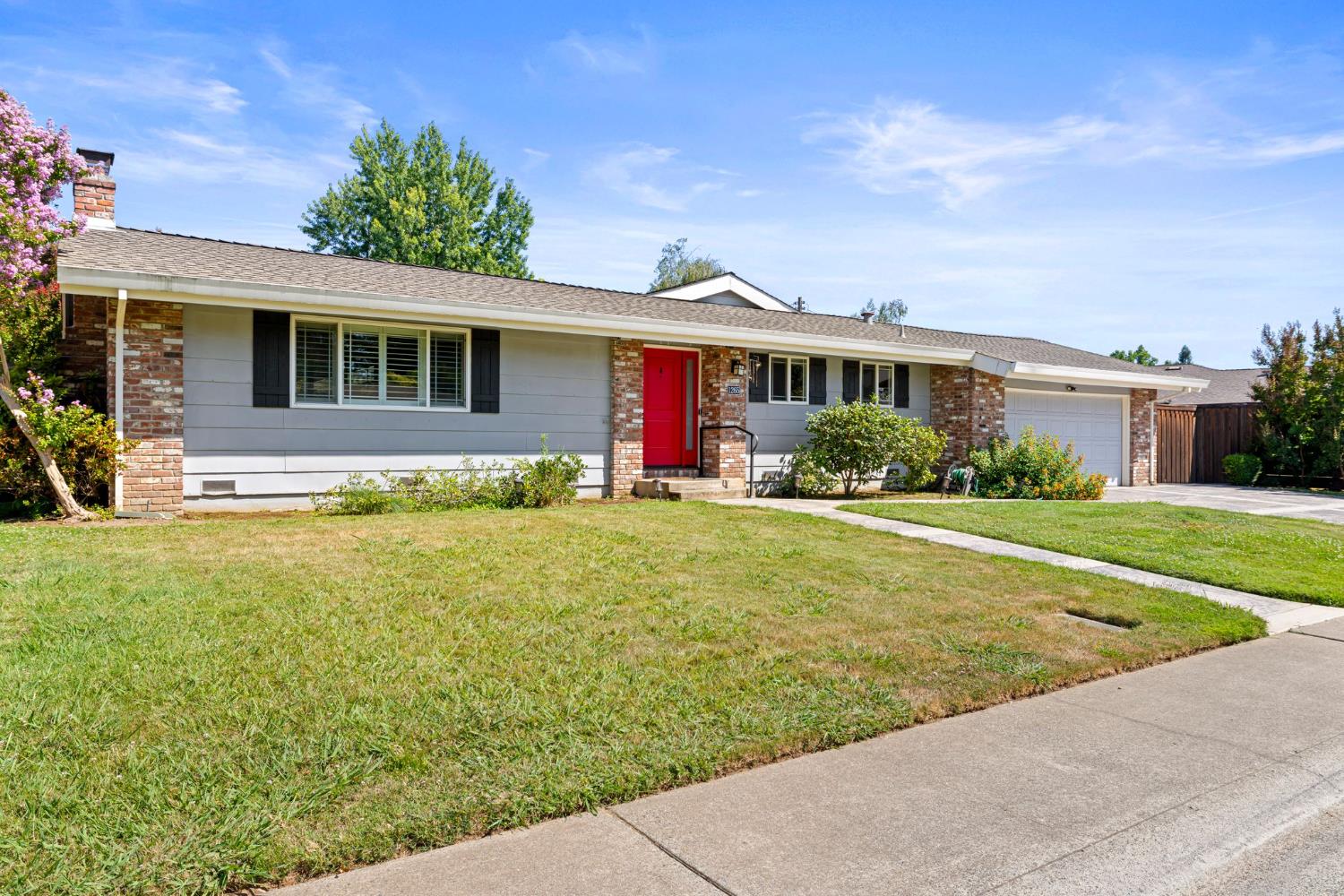 1265 Meredith Way